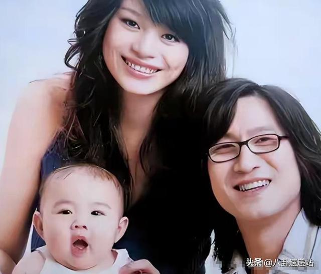 之下三婚三离的汪峰一句话让人死心塌地AG真人旗舰厅难怪森林北拜倒在皮裤(图8)