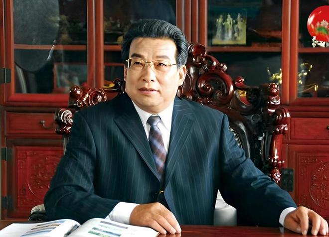 晓坐拥身价4770亿一位外地老板闯进前三AG真人娱乐网址山东2025年十大富豪揭(图12)
